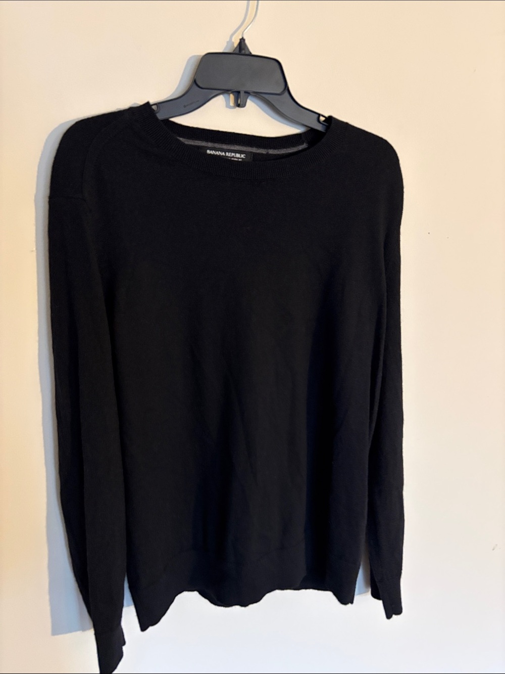 Banana Republic Men’s Black Crewneck Sweater